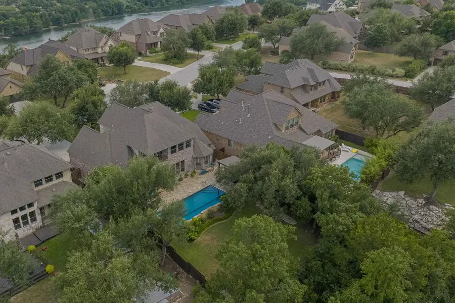 11708 Palisades Pkwy, Austin, TX 78732 - Image #3