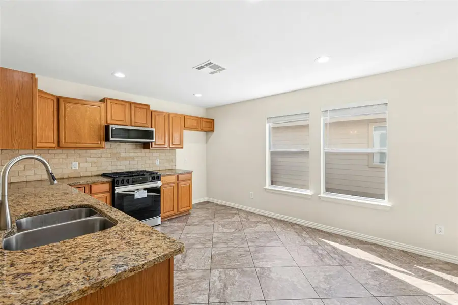 17913 Honey Locust Ln, Elgin, TX 78621 - Image #3