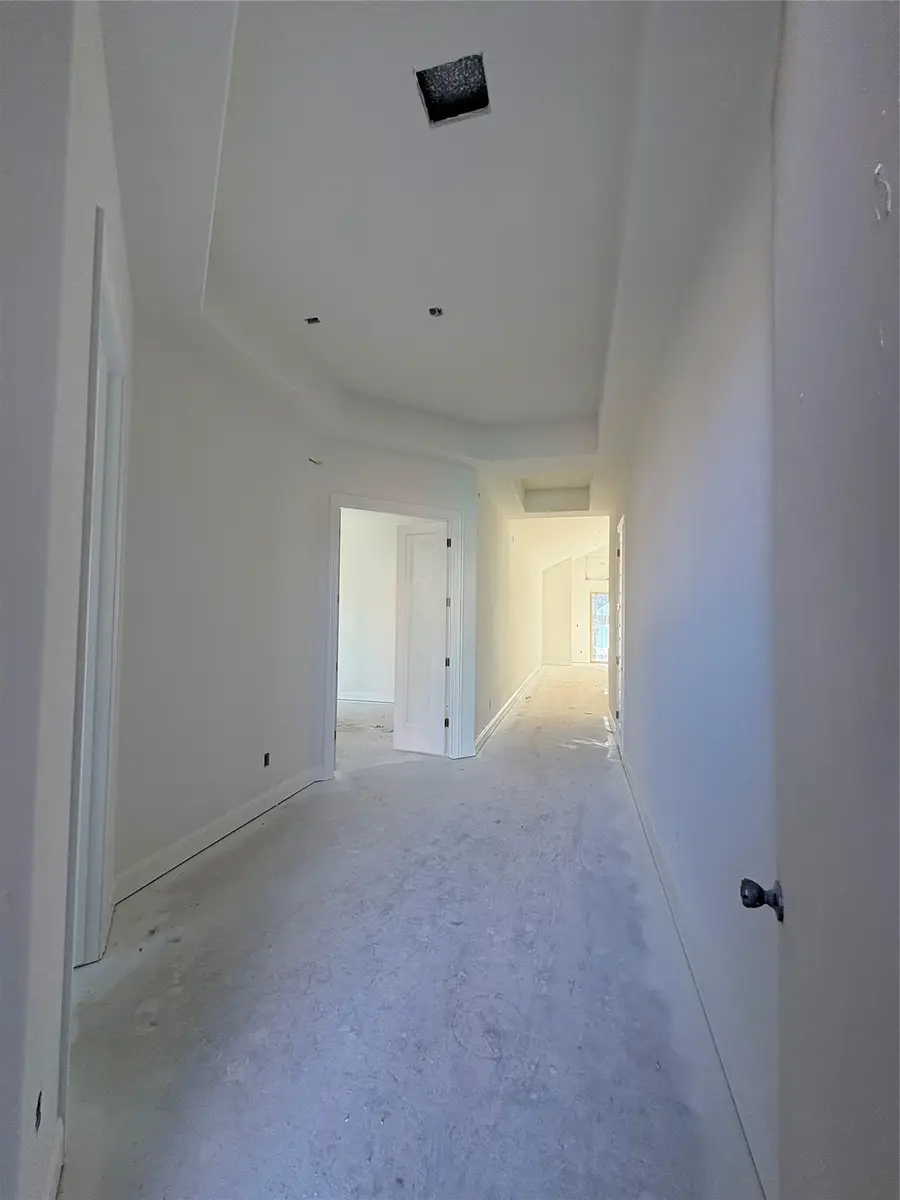 1912 Scenic Heights Ln, Georgetown, TX 78628 - Image #3