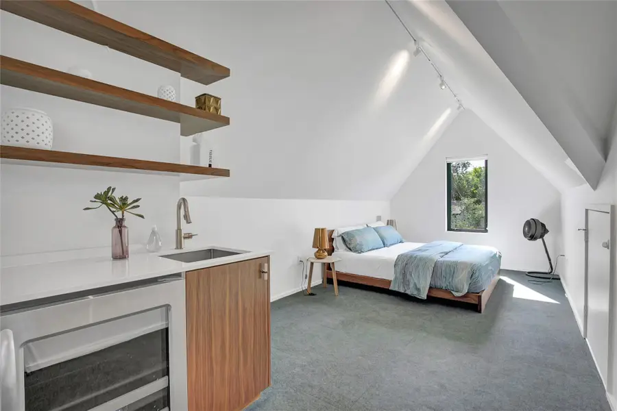52 Waller St #A, Austin, TX 78702 - #3