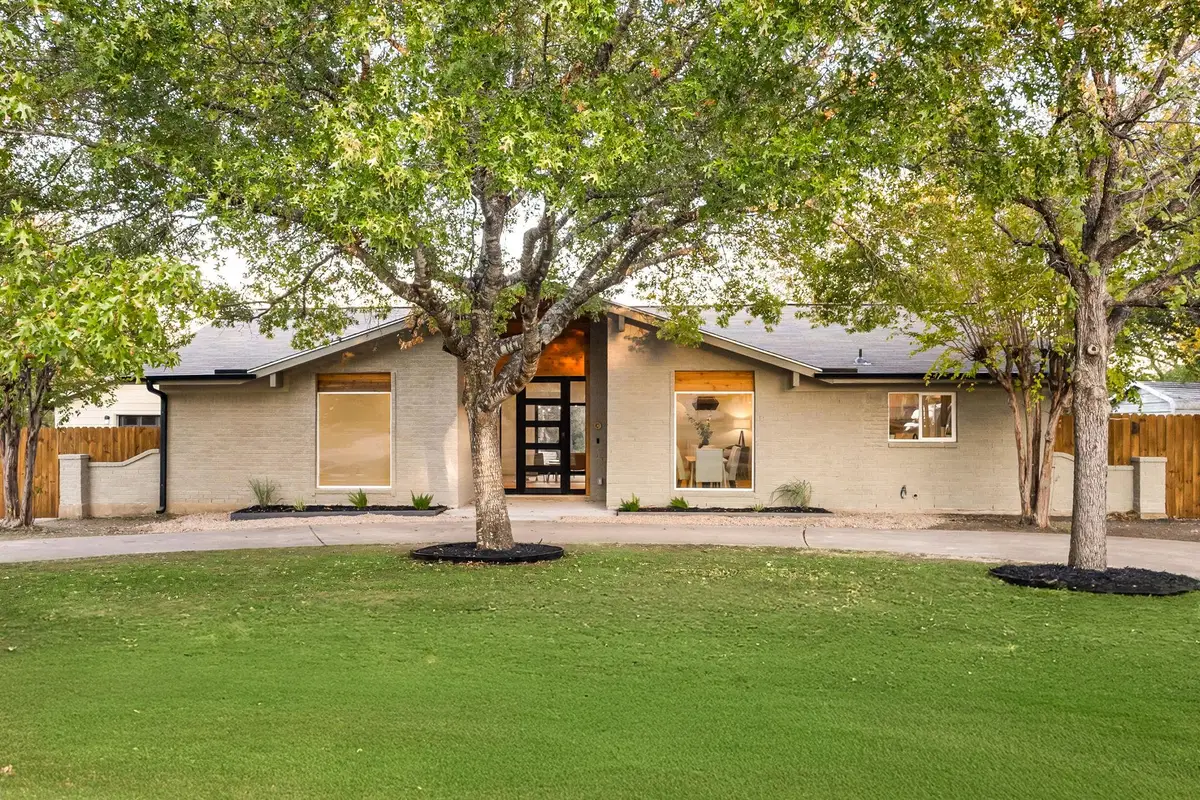 10111 Rocking Horse Rd, Austin, TX 78748 - Image #1