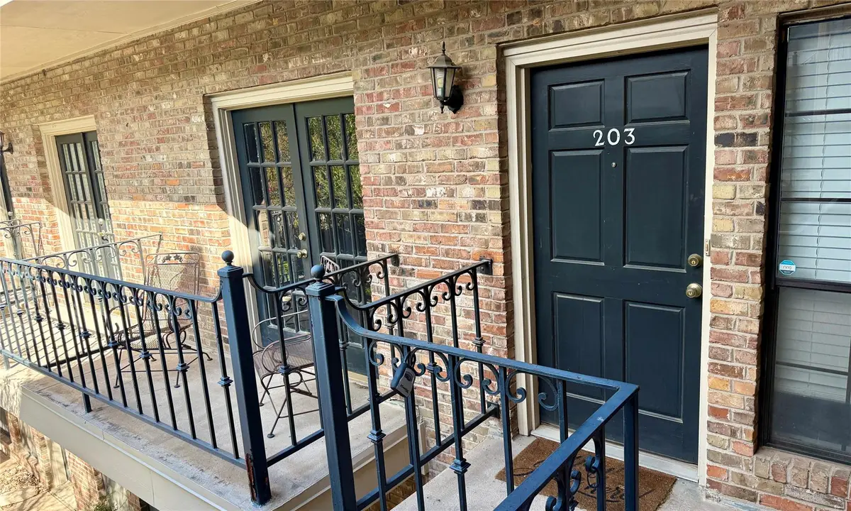 2801 Rio Grande St #203, Austin, TX 78705 - #1