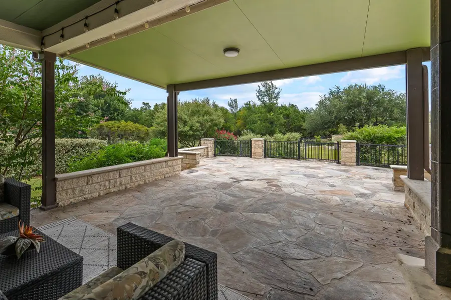 402 Old Blue Mountain Ln, Georgetown, TX 78633 - #2
