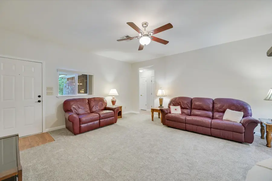 274 Akaloa Dr, Bastrop, TX 78602 - #3