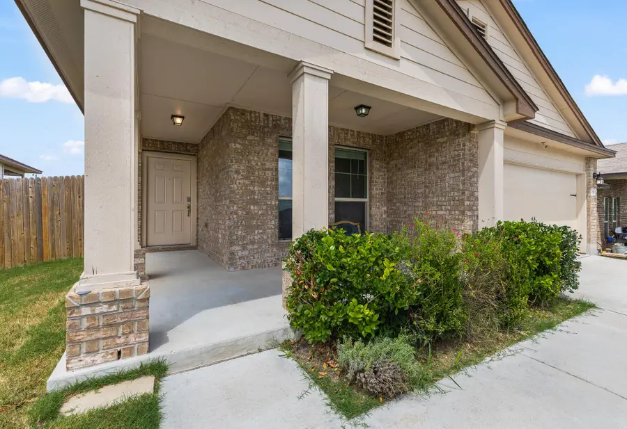 109 Midas Ln, Jarrell, TX 76537 - #2