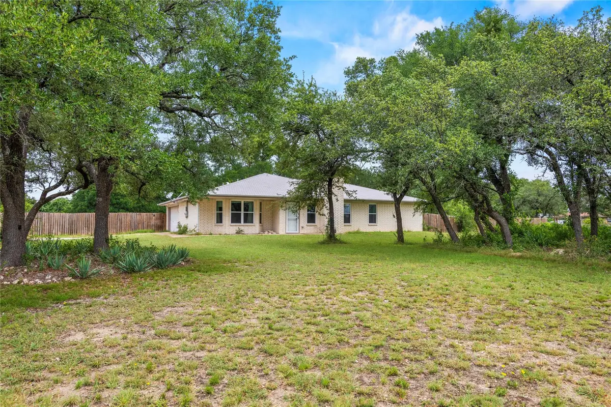 8827 E Highway 190 E, Lampasas, TX 76550 - #1