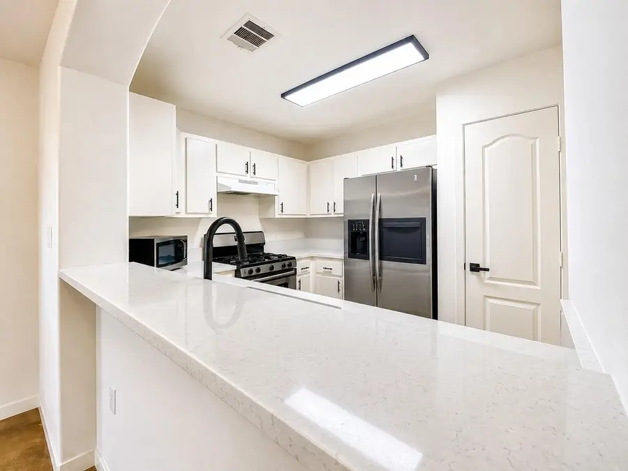 5201 Bogey Ct, Austin, TX 78744 - #3