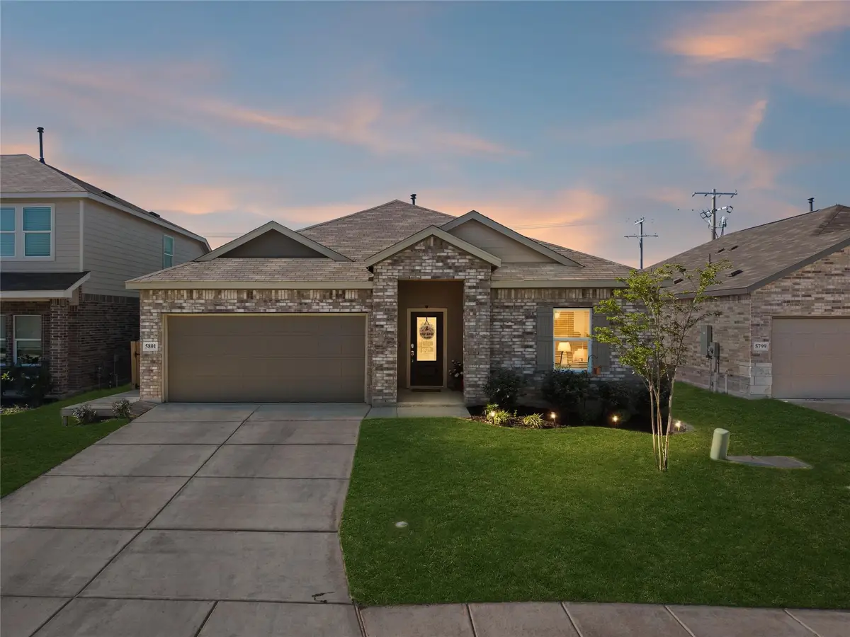 5801 Musquiz Rdg, Seguin, TX 78155 - #1