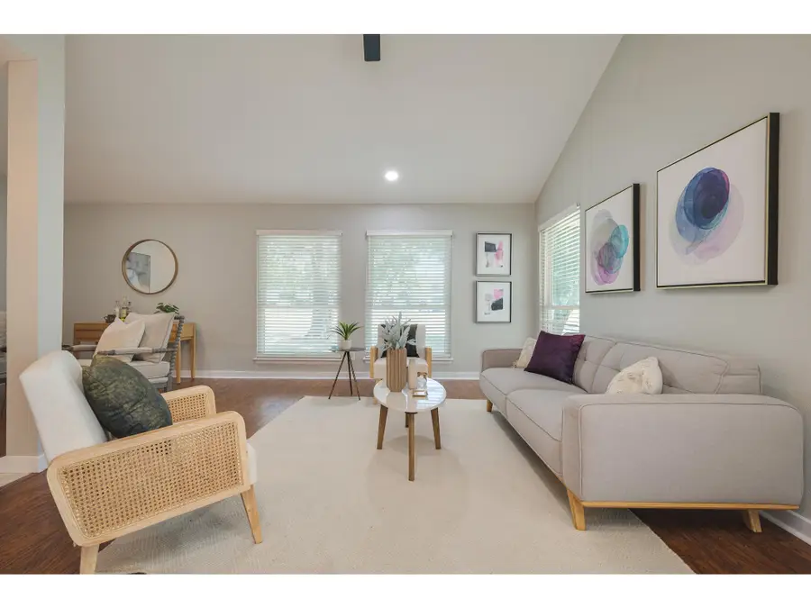 3203 Foster Ln, Austin, TX 78757 - #3