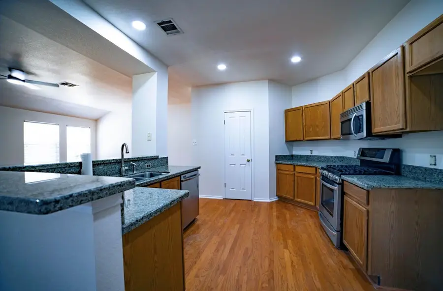 3917 Orion St, Round Rock, TX 78665 - #3