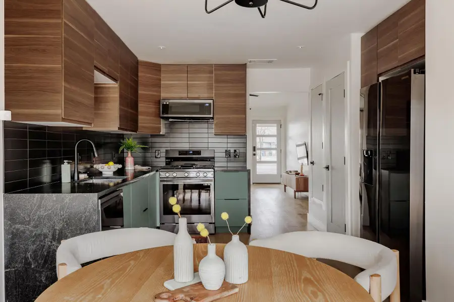 2220 E Stassney Ln #B, Austin, TX 78744 - #3