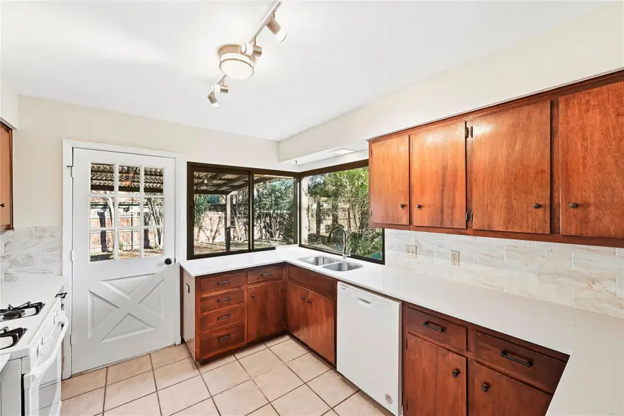 5307 Presidio Rd, Austin, TX 78745 - #2