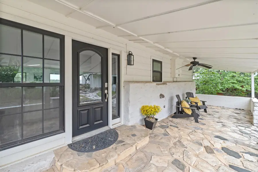 1201 Lakeshore Dr, Spicewood, TX 78669 - Image #3