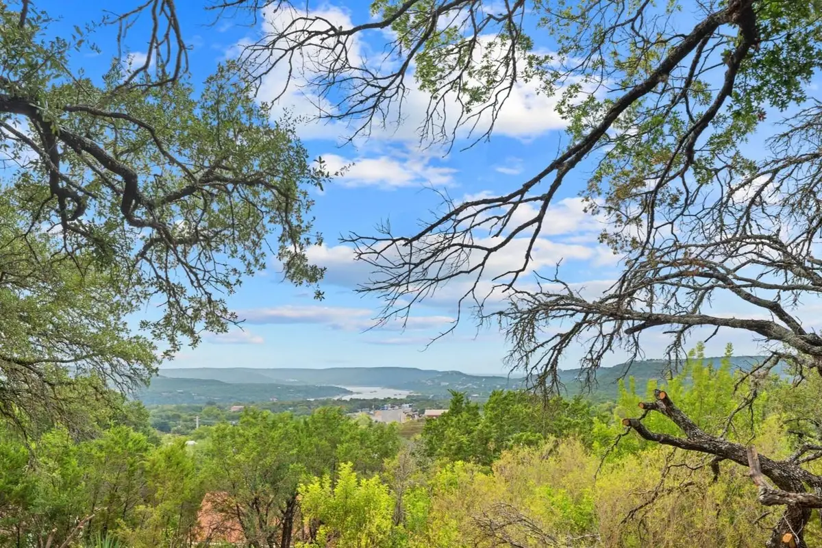 11013 W Lakeview Dr, Jonestown, TX 78645 - #1