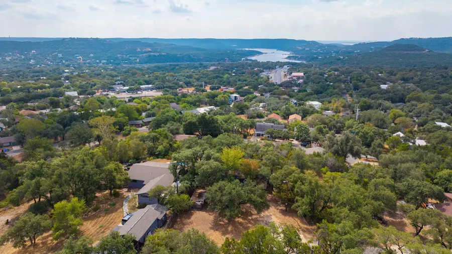 11013 W Lakeview Dr, Jonestown, TX 78645 - #2