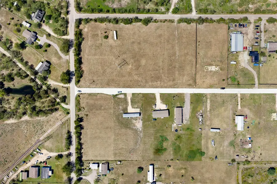 1940 Homannville Trl, Lockhart, TX 78644 - #3