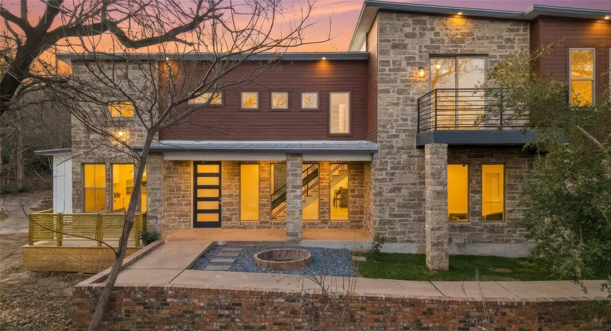 316 Tall Forest Dr, Bastrop, TX 78602 - #1