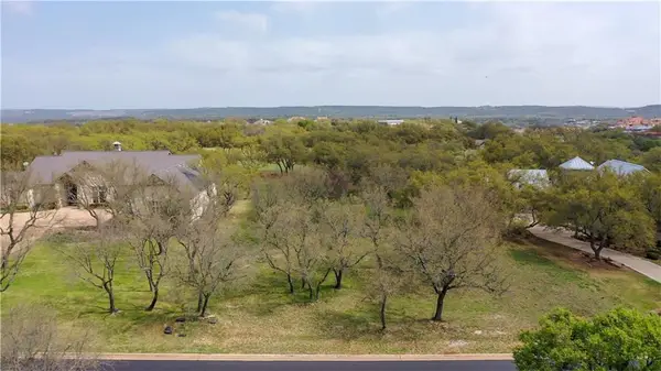 26204 Masters Pkwy, Spicewood, TX 78669