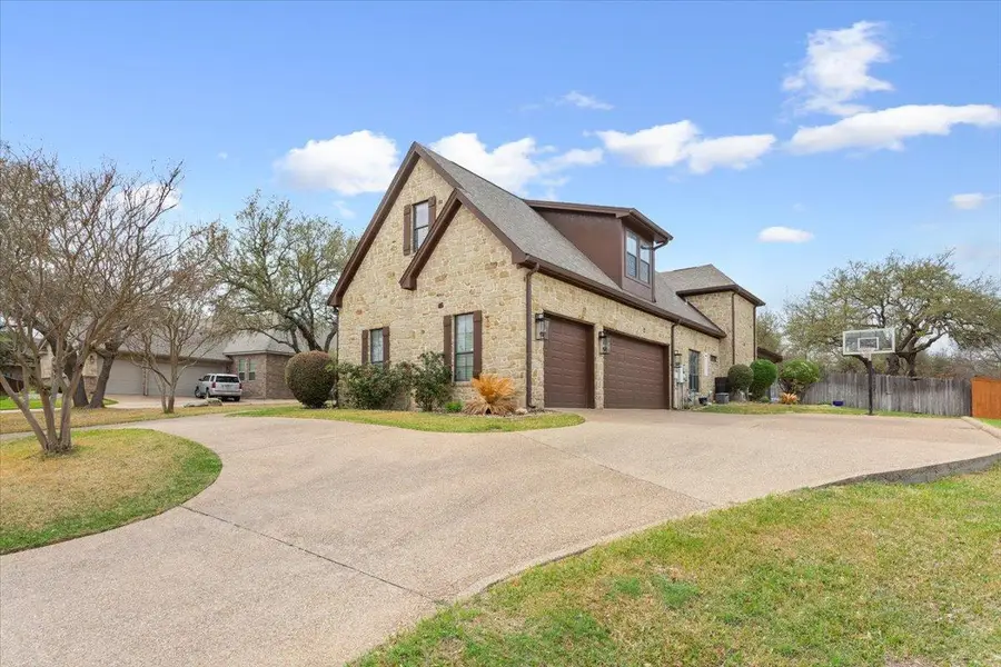 2205 High View Dr, Belton, TX 76513 - #3