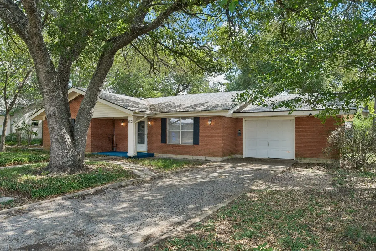 610 Mogonye Ln, Elgin, TX 78621 - #1