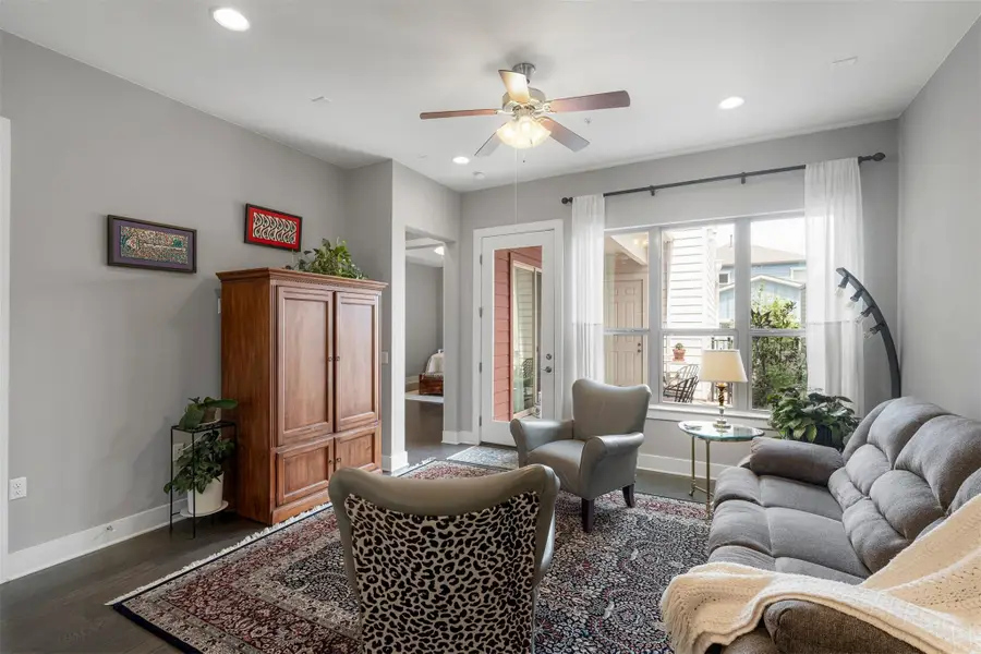 4533 Berkman Dr, Austin, TX 78723 - #2