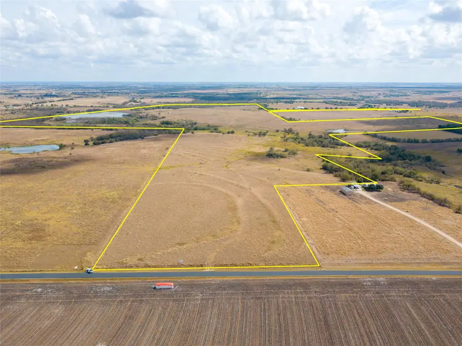 2689 County Road 419 Rd, Taylor, TX 76574 - Image #3