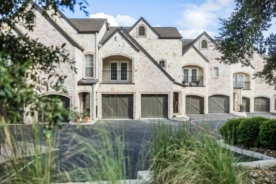 1701 Spyglass Dr #2, Austin, TX 78746 - #2