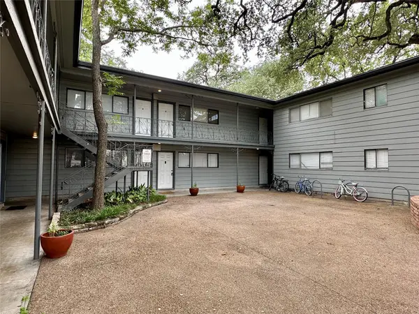 803 W 28th St #106, Austin, TX 78705