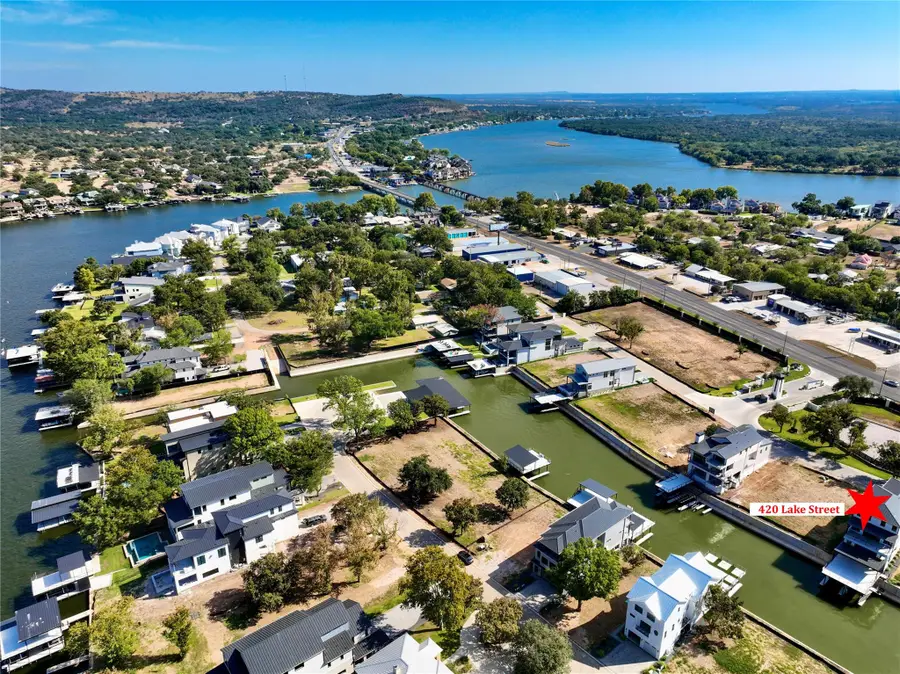 420 Lake St, Kingsland, TX 78639 - #2