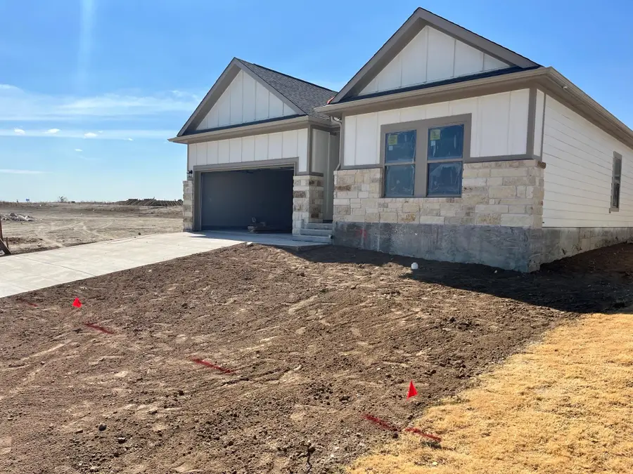 173 Sleep Hollow, Jarrell, TX 76537 - #3