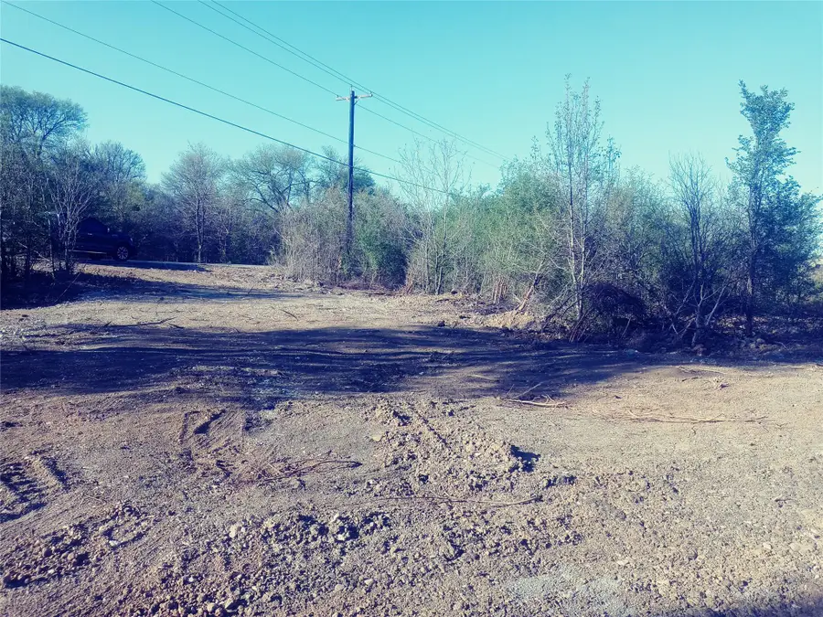 8818 Elroy Rd, Del Valle, TX 78617 - #2