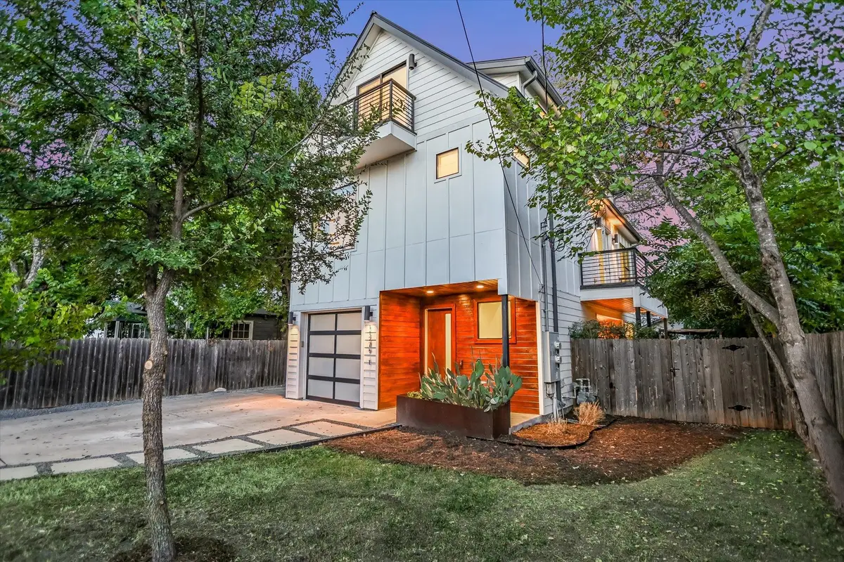 1127 Gunter St #1, Austin, TX 78702 - #1