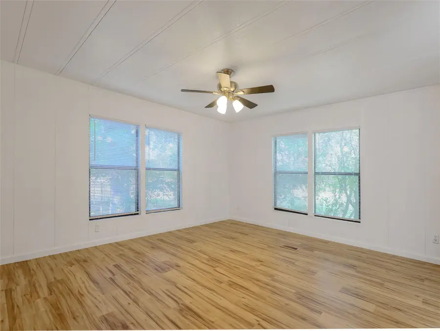 3041 Fm 671, Luling, TX 78648 - #3
