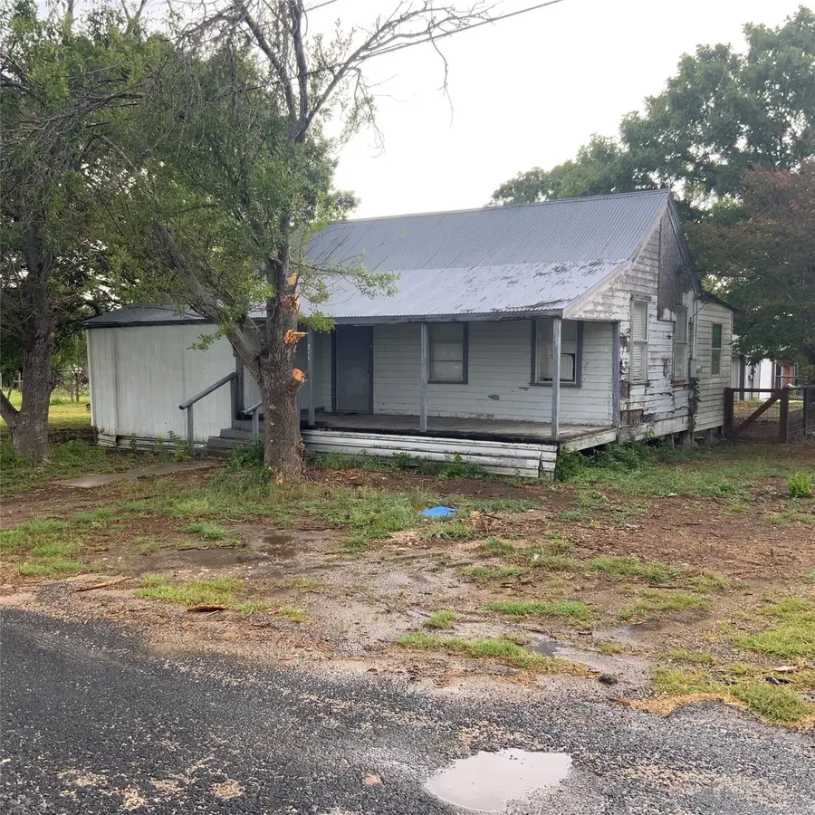 211 S 7th St, Jarrell, TX 76537 - Image #2