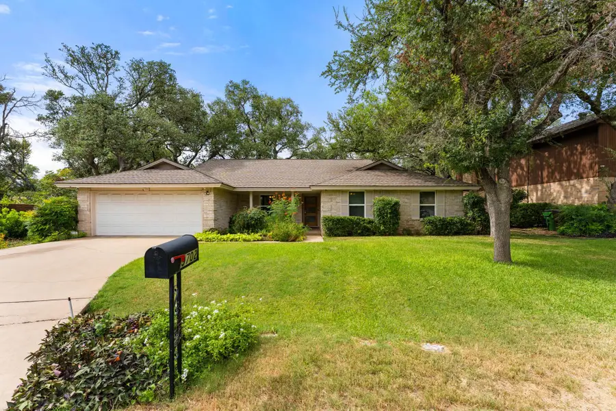 9702 Beauchamp Sq, Austin, TX 78729 - #2