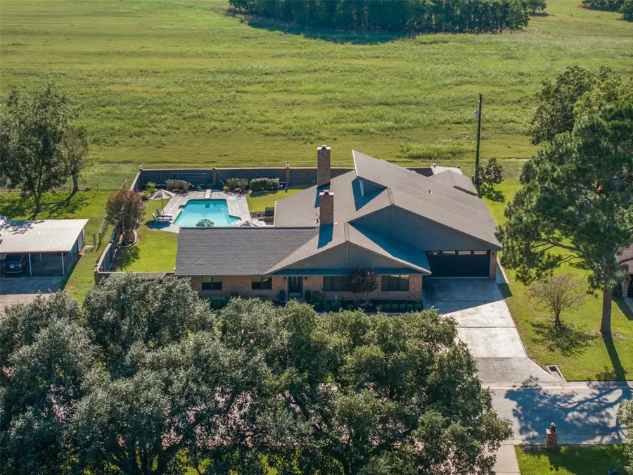 813 N. Gray Street St, Caldwell, TX 77836 - Image #2