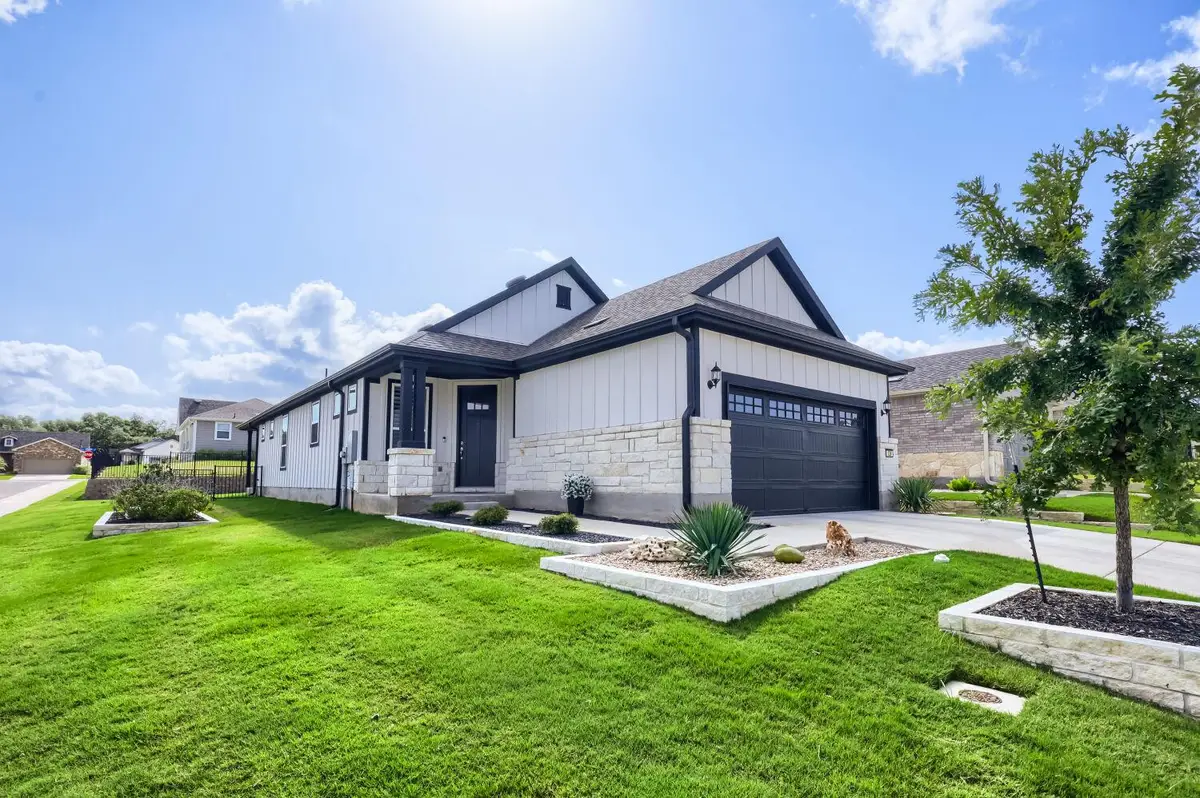 126 Clay Hill St, Georgetown, TX 78633 - #1