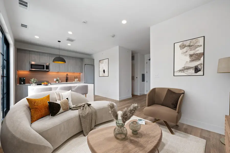 4315 S Congress Ave #424, Austin, TX 78745 - Image #2