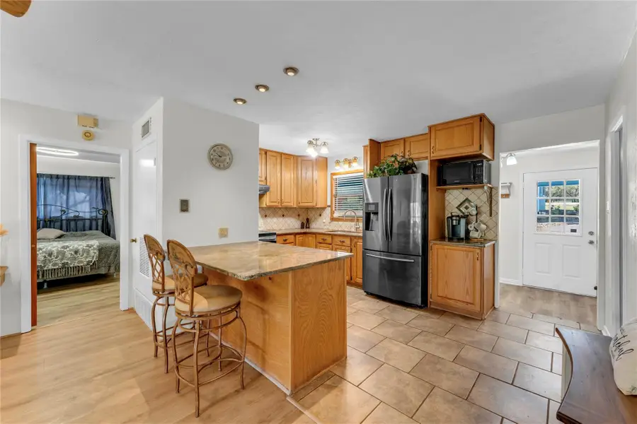 129 Ponderosa Point Dr, Burnet, TX 78611 - #3
