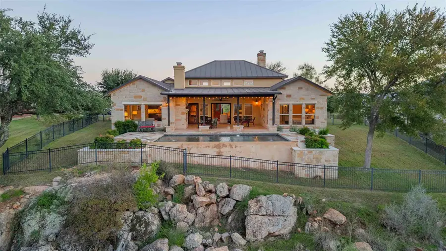 106 Kelley Ln, Horseshoe Bay, TX 78657 - Image #2