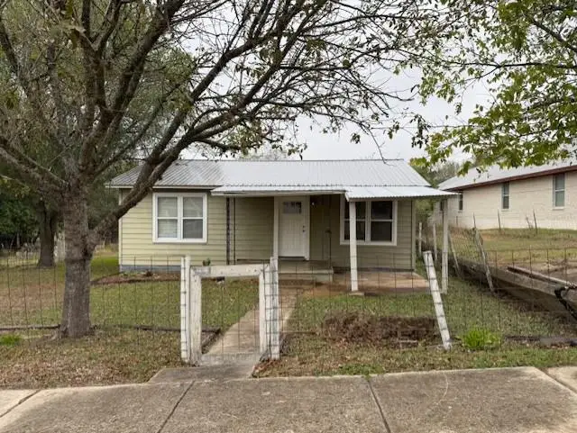 1202 Clyde St, San Marcos, TX 78666 - Image #2