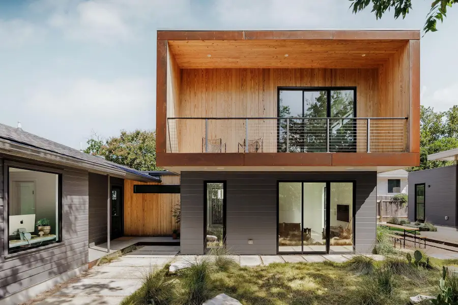 1405 Harvey St, Austin, TX 78702 - Image #2