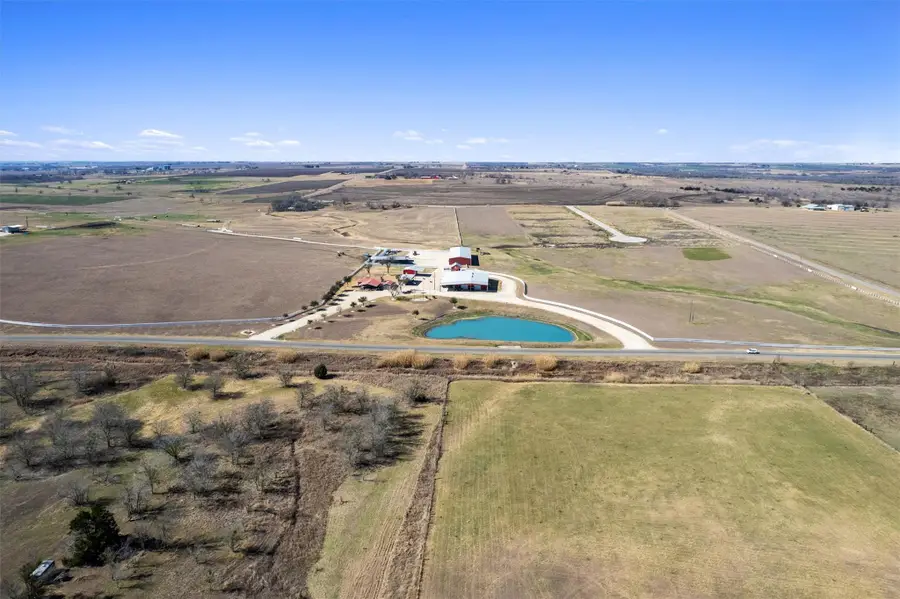 5300 County Road 424, Taylor, TX 76574 - #2