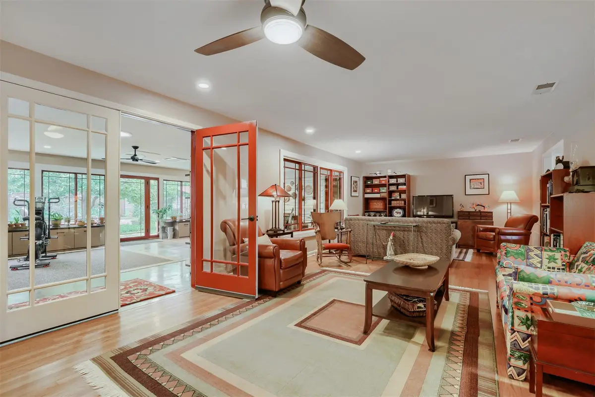 6011 Shoal Creek Blvd, Austin, TX 78757 - #1