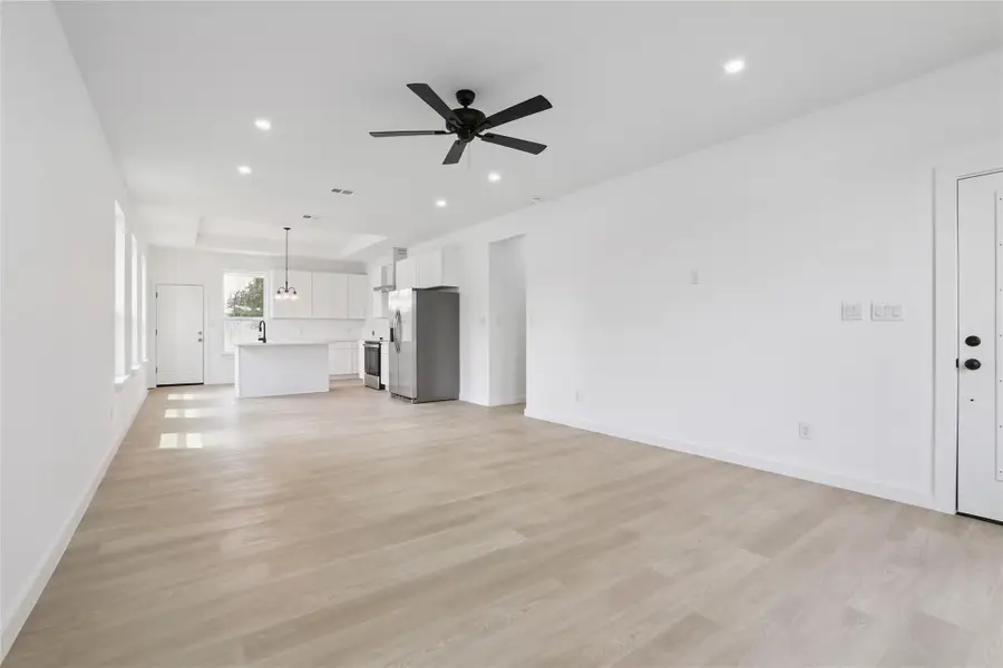 107 Brushwood St, Bastrop, TX 78602 - #2