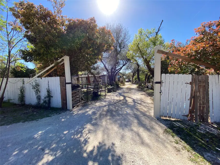 605 Osprey Dr, Leander, TX 78641 - #3