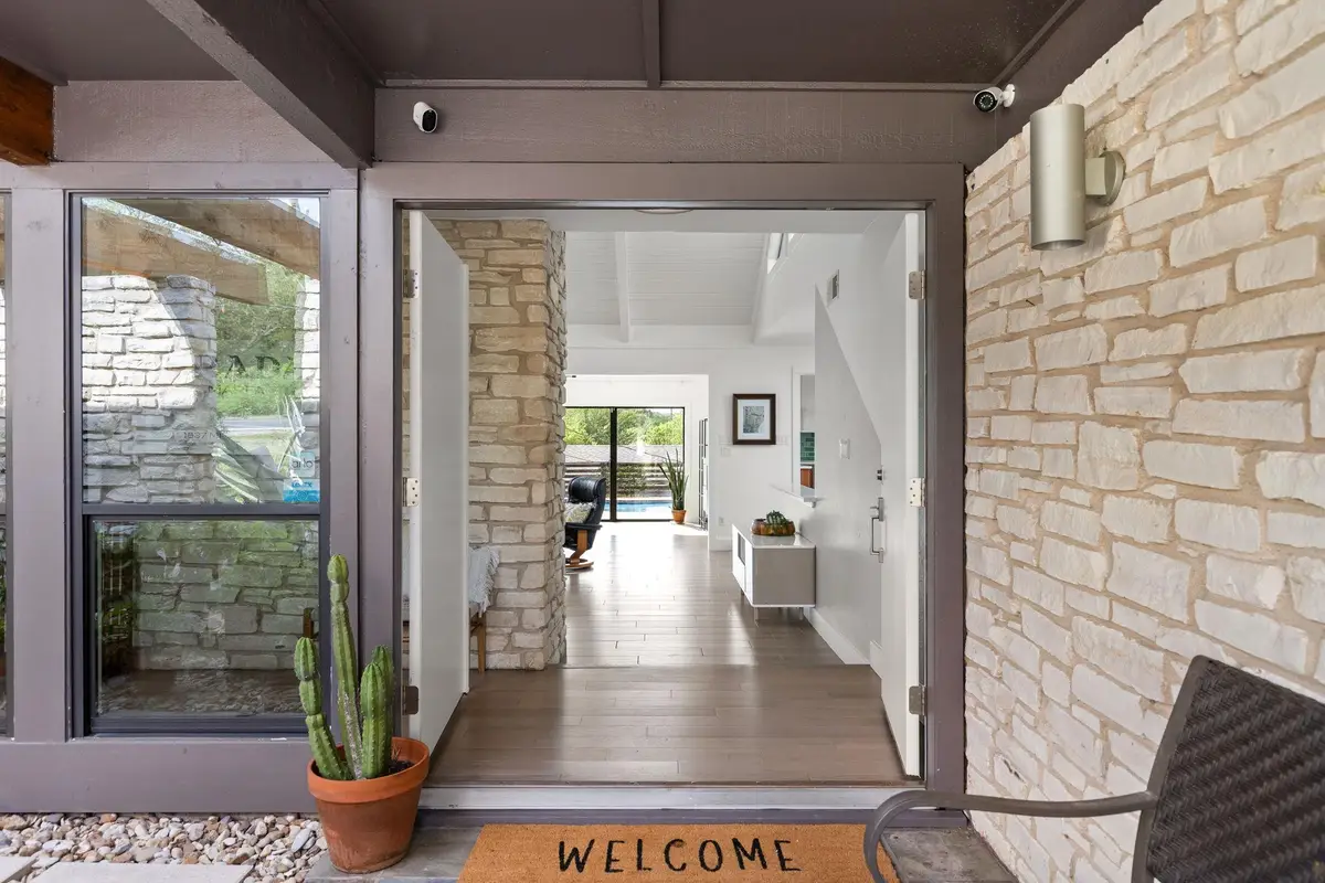 6806 Silvermine Dr, Austin, TX 78736 - #1