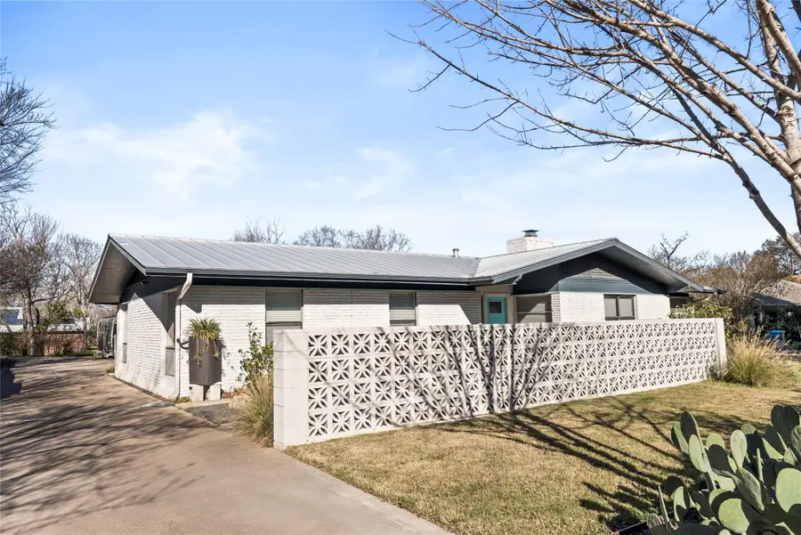 204 Taylor Rd, Elgin, TX 78621 - #3