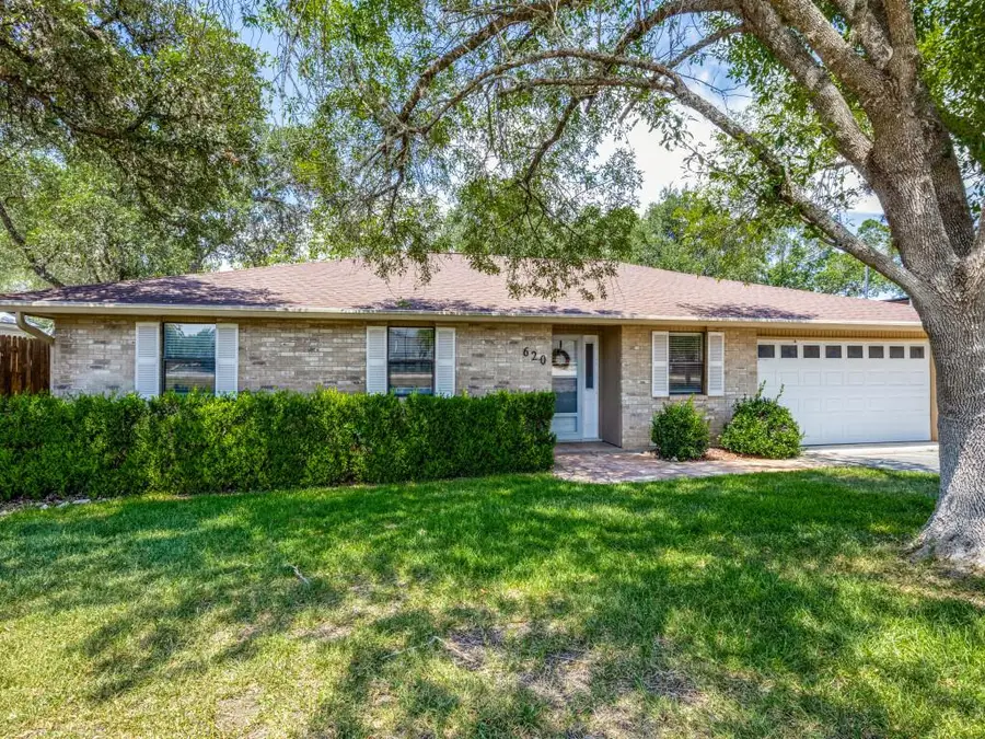 620 Lake Island Dr, Canyon Lake, TX 78133 - #2