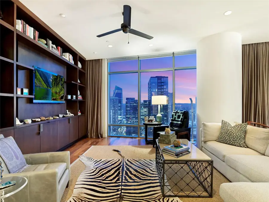 200 Congress Ave #30E, Austin, TX 78701 - #3